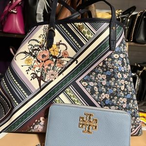 Tory Burch tote set